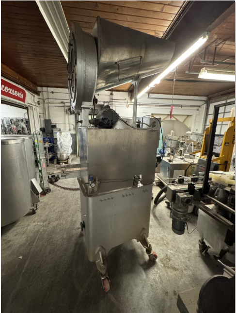 #DD2905 - Milk Bottling and Capping Machines - MT