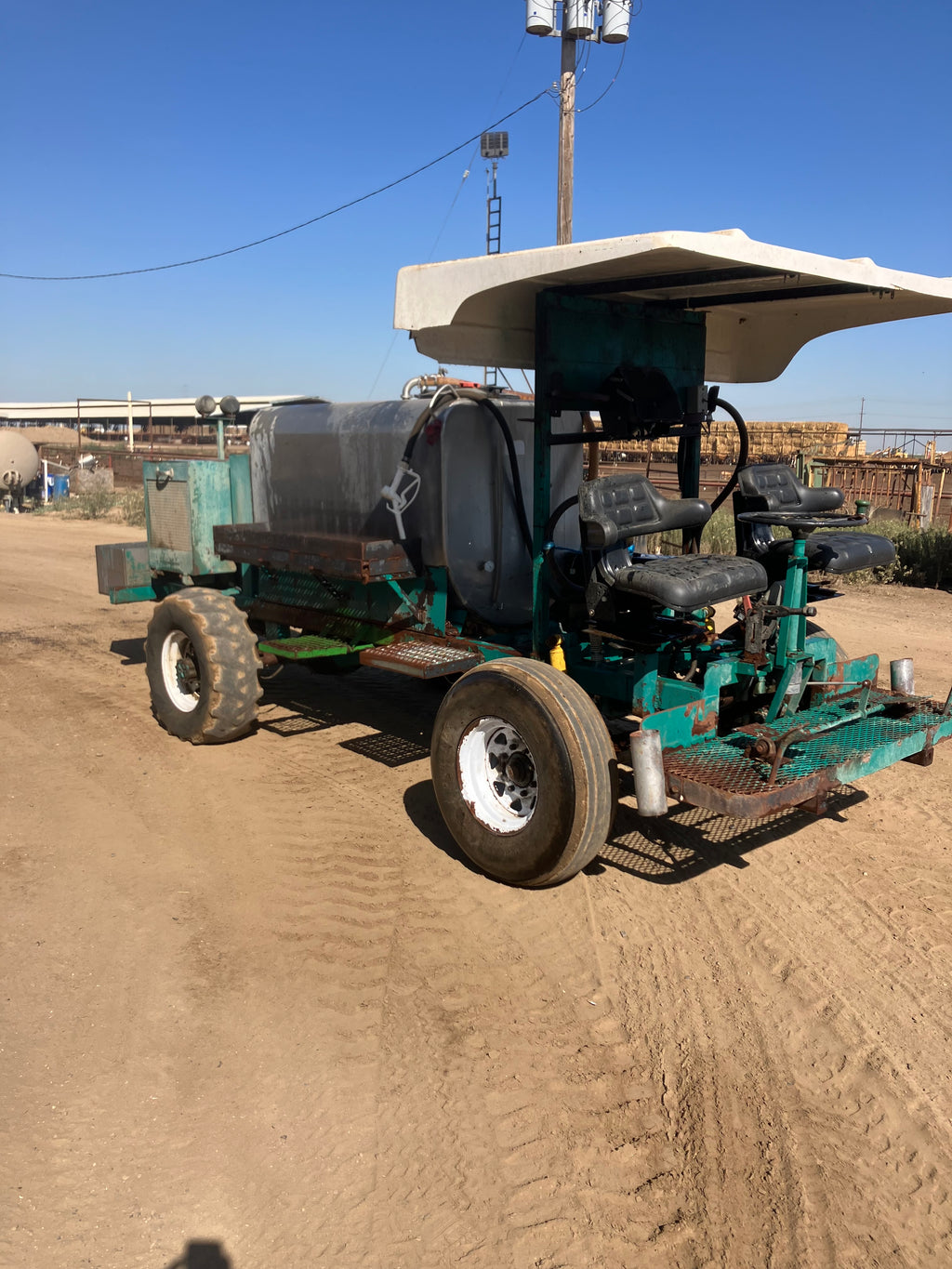 #DD2224 - Randell Self Propelled Machine - CA