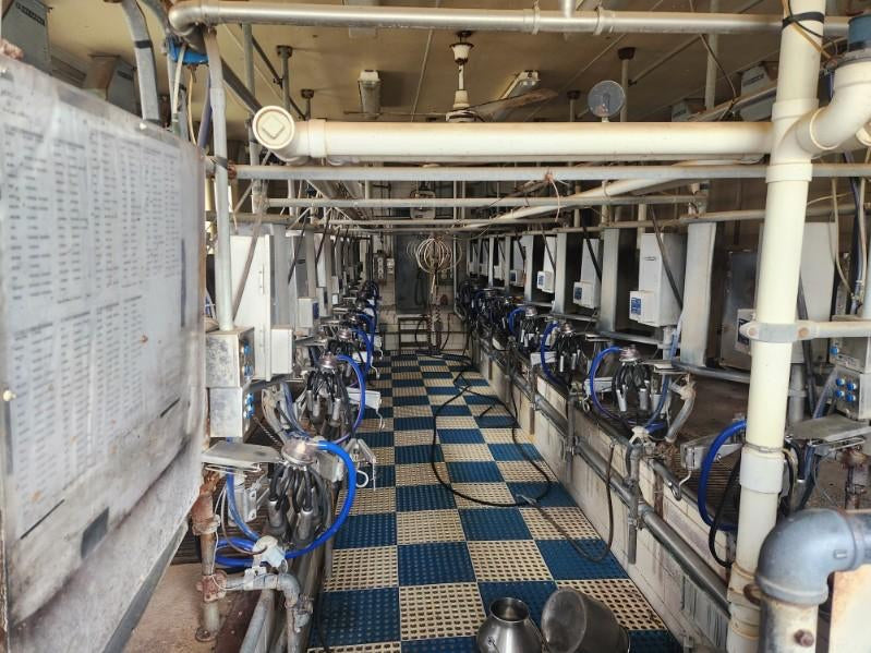 #DD2228 - US Farm Systems Screen Separator - CA