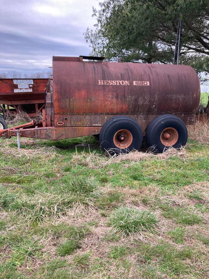 #DD2101  - Pair of Manure Wagons - TN